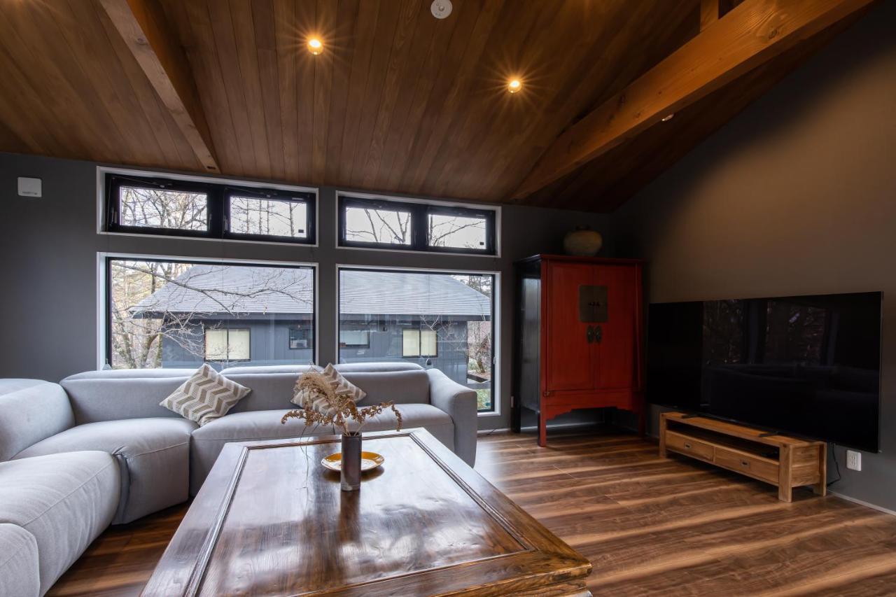 Oradoro House By Jade Group *